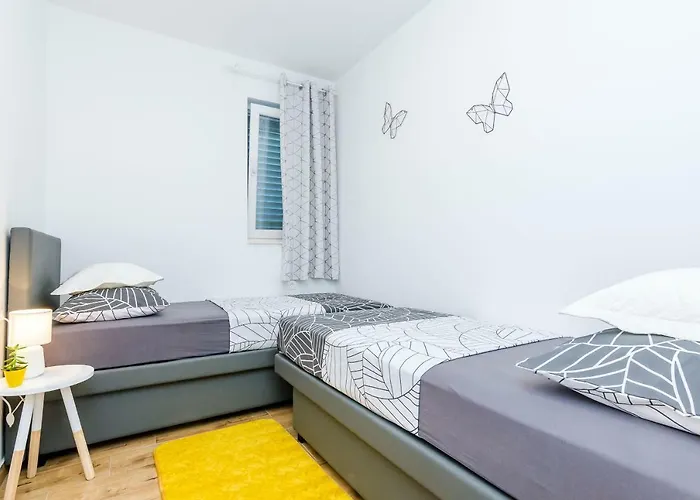 Moon River * Mokošica