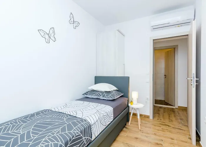 Moon River Mokošica